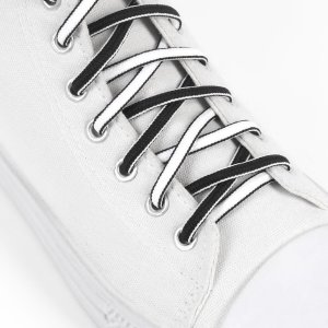 Шнурки для обуви, пара, круглые, d = 5 мм, 90 см, цвет черный/белый ONLITOP. Цвет: белый, черный
