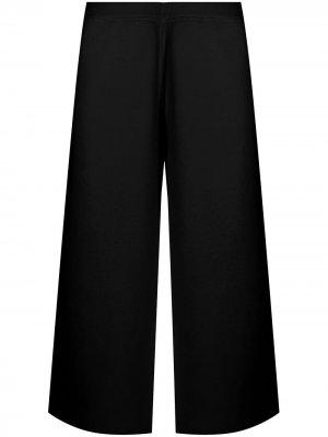 Укороченные брюки Oyuna. Цвет: черный