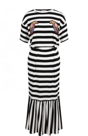 Приталенное платье-миди в полоску с оборкой Stella Jean. Цвет: черно-белый