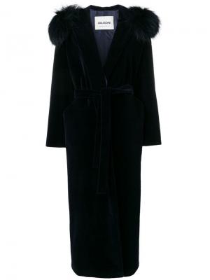 Длинное пальто с капюшоном Ava Adore. Цвет: синий