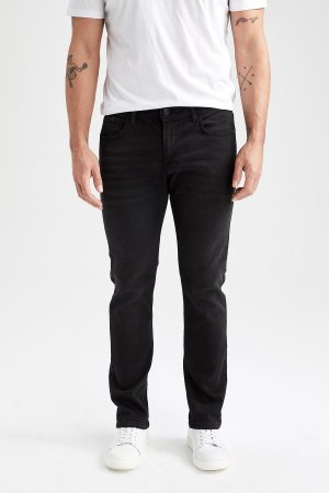 Джинсовые брюки Sergio Regular Fit Normal Mold с нормальной талией и зауженными штанинами , черный DeFacto