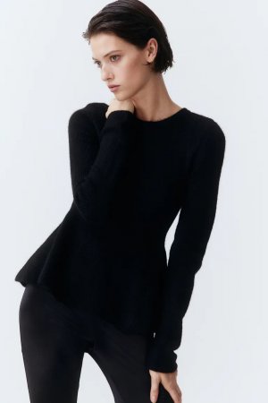 Свитер эластичной вязки и баской , черный H&M