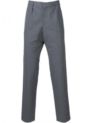 Классические брюки A.P.C.. Цвет: серый
