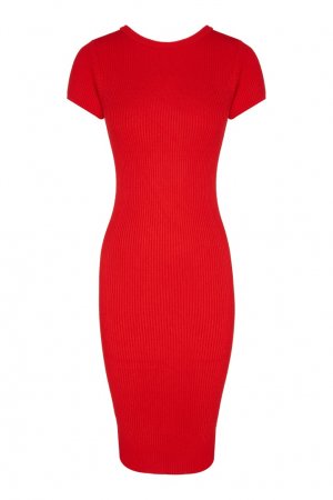 Красное вязаное платье 7КА. Цвет: красный