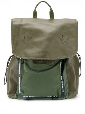 Рюкзак со вставками White Mountaineering. Цвет: зеленый