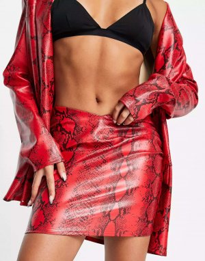 Координатная мини-юбка под кожу красного цвета со змеиным узором Fashionkilla