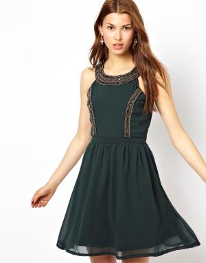 Короткое приталенное платье с декоративной отделкой Lovestruck. Цвет: темно-зеленый