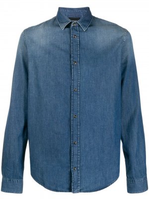 Джинсовая рубашка с эффектом потертости Emporio Armani. Цвет: синий