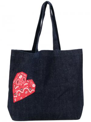 Джинсовая сумка-тоут с сердцем Maison Kitsuné. Цвет: синий