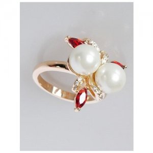 Кольцо помолвочное , гранат, жемчуг Swarovski синтетический, размер 20, белый Lotus Jewelry. Цвет: белый