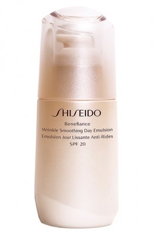 Дневная эмульсия для лица разглаживающая морщины (75ml) Shiseido. Цвет: бесцветный