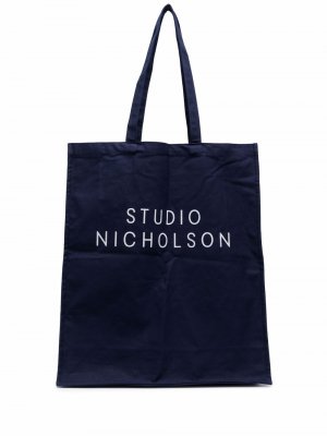 Сумка-тоут с логотипом Studio Nicholson. Цвет: синий