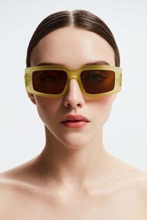 Прямоугольные солнцезащитные очки LOVE REPUBLIC