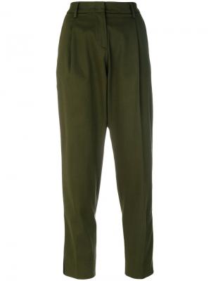 Укороченные строгие брюки Essentiel Antwerp. Цвет: зелёный