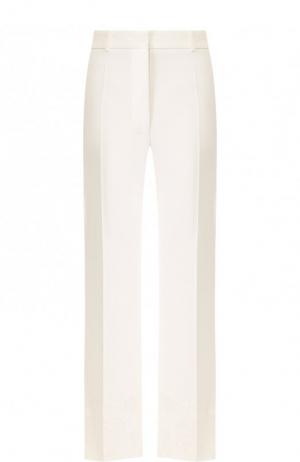Однотонные брюки прямого кроя со стрелками Victoria Beckham. Цвет: кремовый