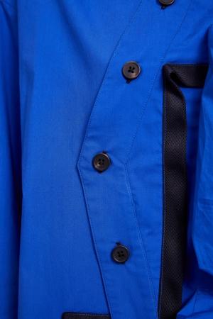 Синяя рубашка с большими карманами Yuzhe Studios. Цвет: синий