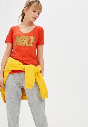 Футболка Nike W NSW TEE MTLC BLOCK. Цвет: красный