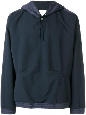 Куртка с капюшоном Alpha Nanamica. Цвет: синий