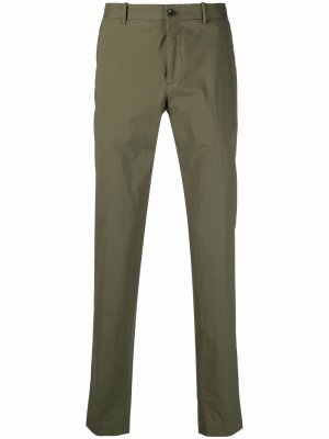 Slim-cut chino trouseres Incotex. Цвет: зеленый