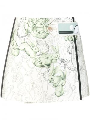 Мини юбка с принтом кроликов Prada. Цвет: многоцветный