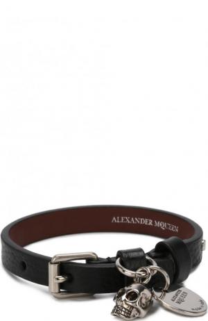Кожаный браслет с подвесками Alexander McQueen. Цвет: черный