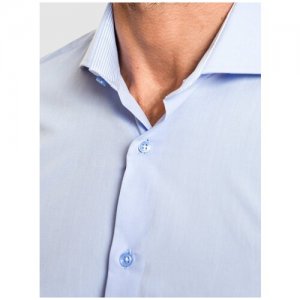 Приталенная рубашка однотонная с длинным рукавом KANZLER. Цвет: голубой