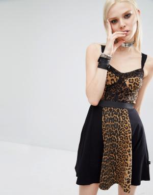 Короткое приталенное платье с леопардовым принтом Tripp NYC. Цвет: мульти