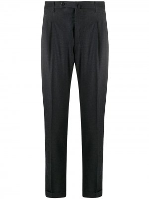 Зауженные брюки со складками Pt01. Цвет: серый