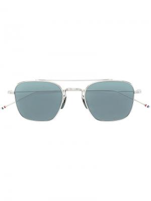 Солнцезащитные очки в квадратной оправе Thom Browne Eyewear. Цвет: золотистый