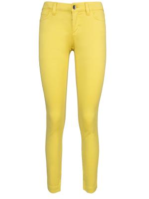 Зауженные брюки DOLCE & GABBANA. Цвет: желтый