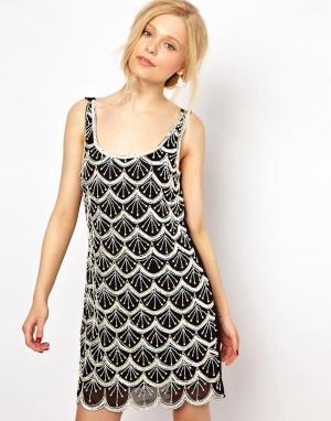 Цельнокройное платье в стиле модерн Lydia Bright. Цвет: черный