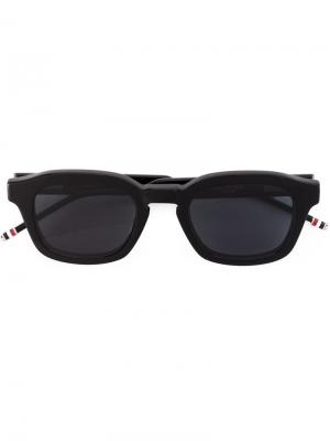 Солнцезащитные очки в квадратной оправе Thom Browne Eyewear. Цвет: черный