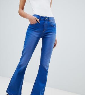 Расклешенные джинсы Boohoo. Цвет: синий
