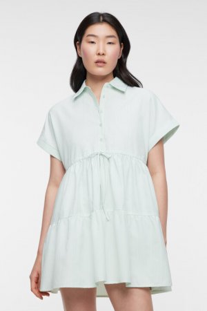 Платье-рубашка мини хлопковое с поясом в кулиске befree. Цвет: зеленый