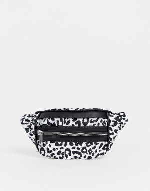 Сумка-кошелек на пояс с леопардовым принтом Yoki Fashion. Цвет: мульти