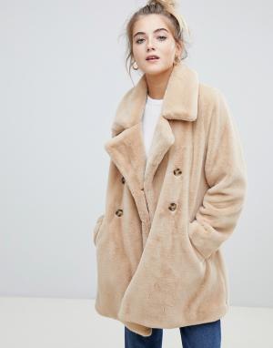 Длинное пальто из искусственного меха Willow & Paige and. Цвет: бежевый