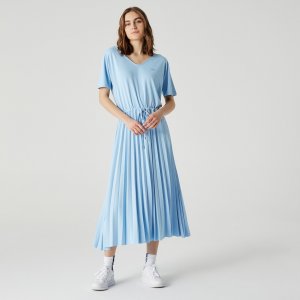 Платья и юбки Женское платье  короткими рукавами Lacoste. Цвет: голубой