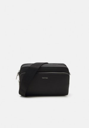 Сумка через плечо Must Camera Bag Unisex , черный Calvin Klein