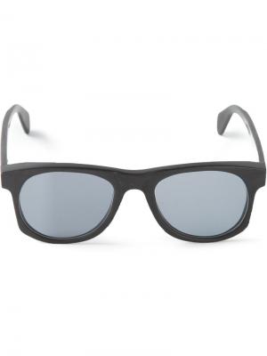 Матовые солнцезащитные очки в роговой оправе The Elder Statesman. Цвет: чёрный