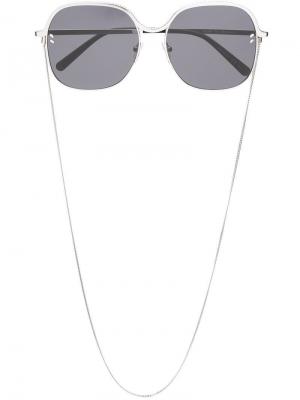 Квадратные солнцезащитные с цепочкой Stella McCartney Eyewear. Цвет: серебристый