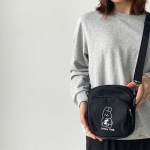 Женская сумка через плечо с милым Кроликом, стильная дамская вещичка KELE. Цвет: синий