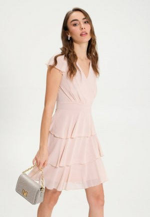 Летнее платье , розовое Rinascimento