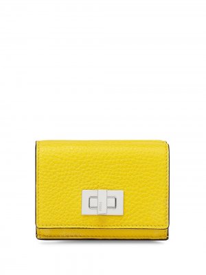 Фактурный бумажник Fendi. Цвет: желтый