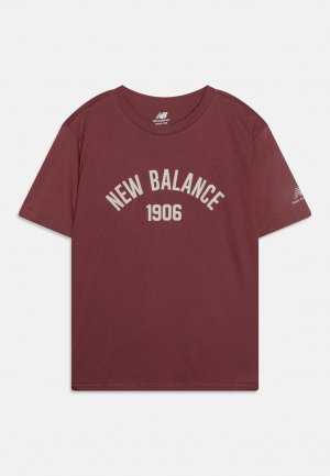 Футболка с принтом Essentials Varsity , цвет washed burgundy New Balance