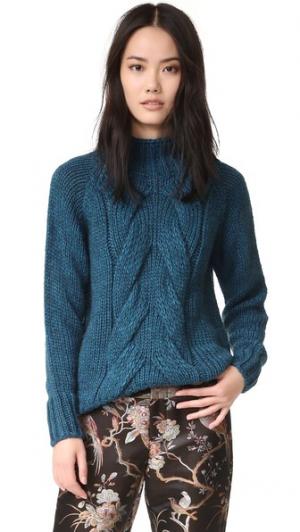 Связанный косичками свитер Otto d'ame. Цвет: голубой