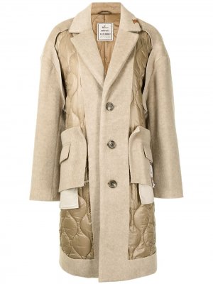 Пальто с дутыми вставками Maison Mihara Yasuhiro. Цвет: бежевый
