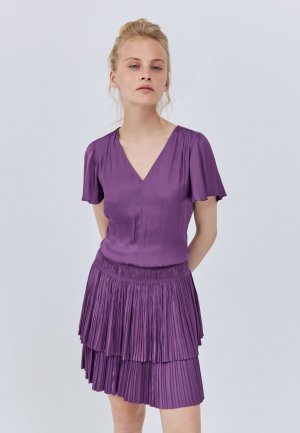 Дневное платье WITH SHOULDER STUDS , цвет purple IKKS