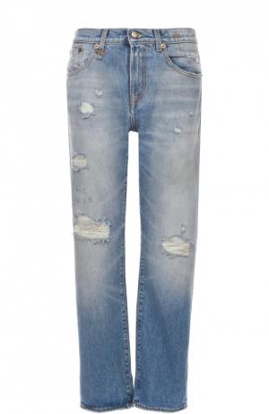 Укороченные джинсы прямого кроя с потертостями R13. Цвет: голубой