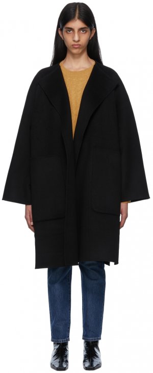 Черное пальто-накидка Totême