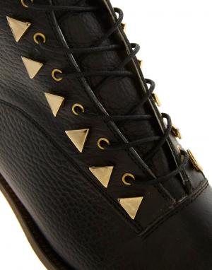 Черные ботинки со шнуровкой и заклепками Penny Dreamcore New Kid. Цвет: черный